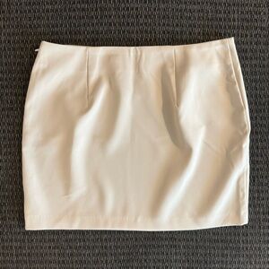 NWOT NA-KD cream mini skirt